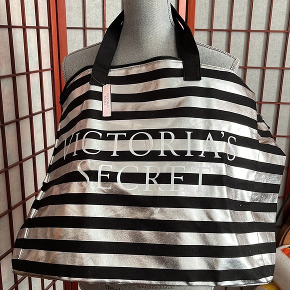 NWT • VICTORIA’S SECRET TOTE - Picture 10 of 10